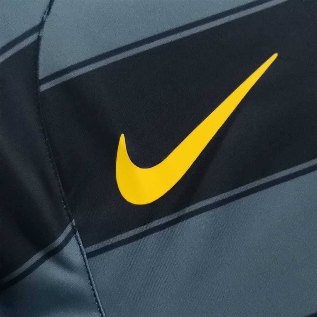 Ìnter Milan 2004-2005 Third Kit