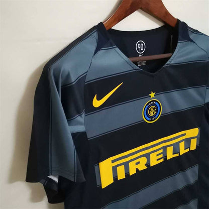 Ìnter Milan 2004-2005 Third Kit
